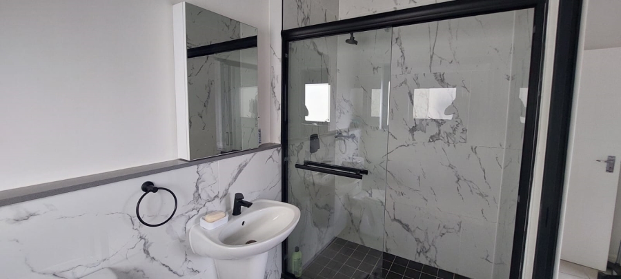 To Let 1 Bedroom Property for Rent in The Huntsman Western Cape